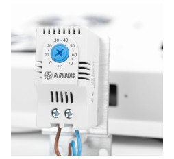 Slika izdelka: Digitus hladilna enota 4x ventilator termo. siva - streha DN-19-FAN-4-I-8-8